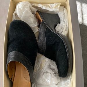 Sofft leather black mule slides-comfy! Size9